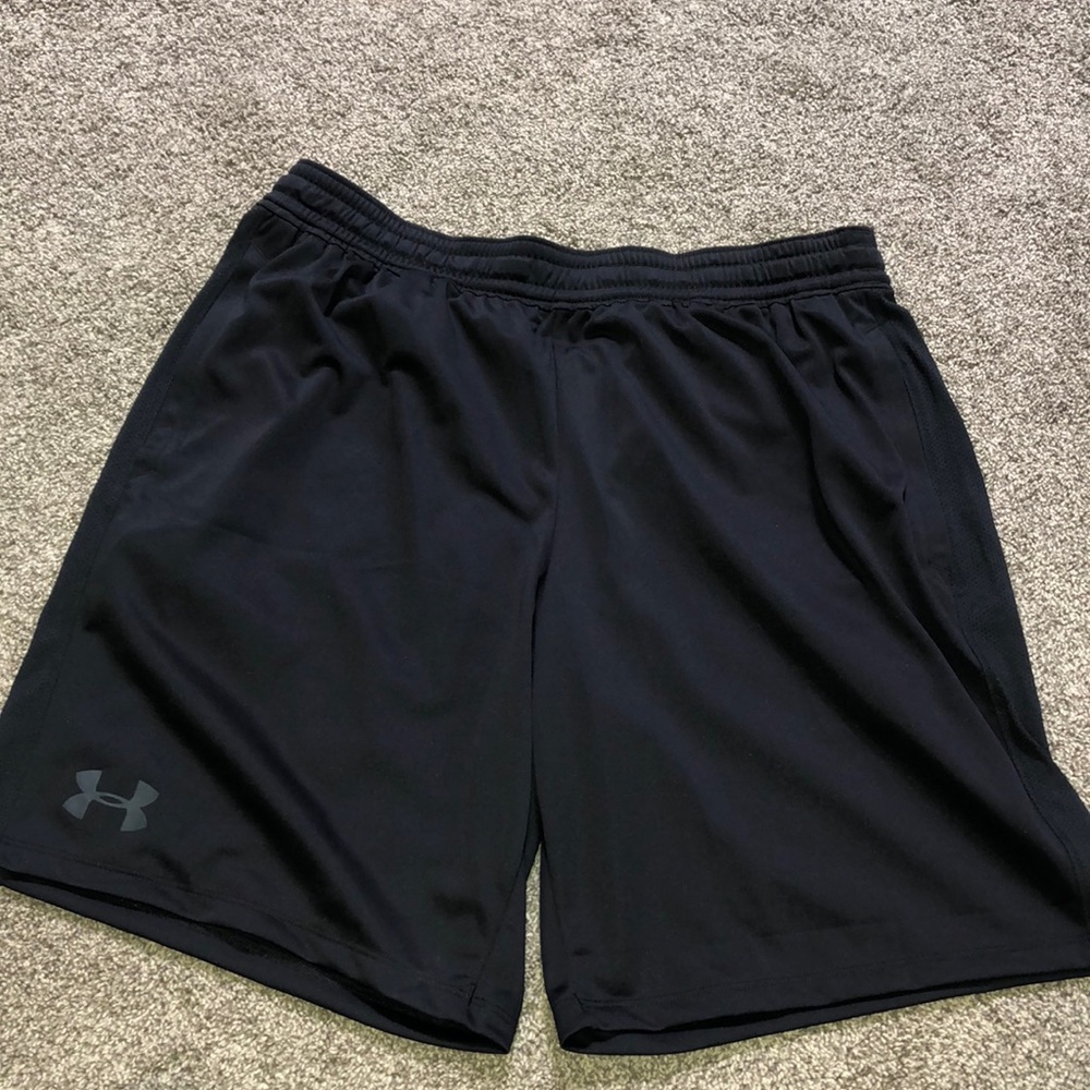 Men’s Under Armour Heat Gear athletic shorts